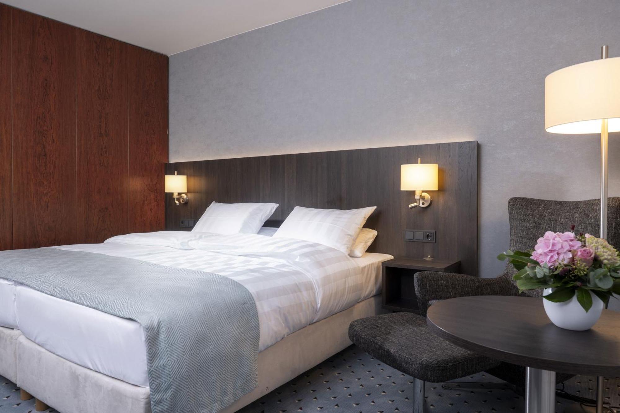 Maritim Hotel Brema Zewnętrze zdjęcie