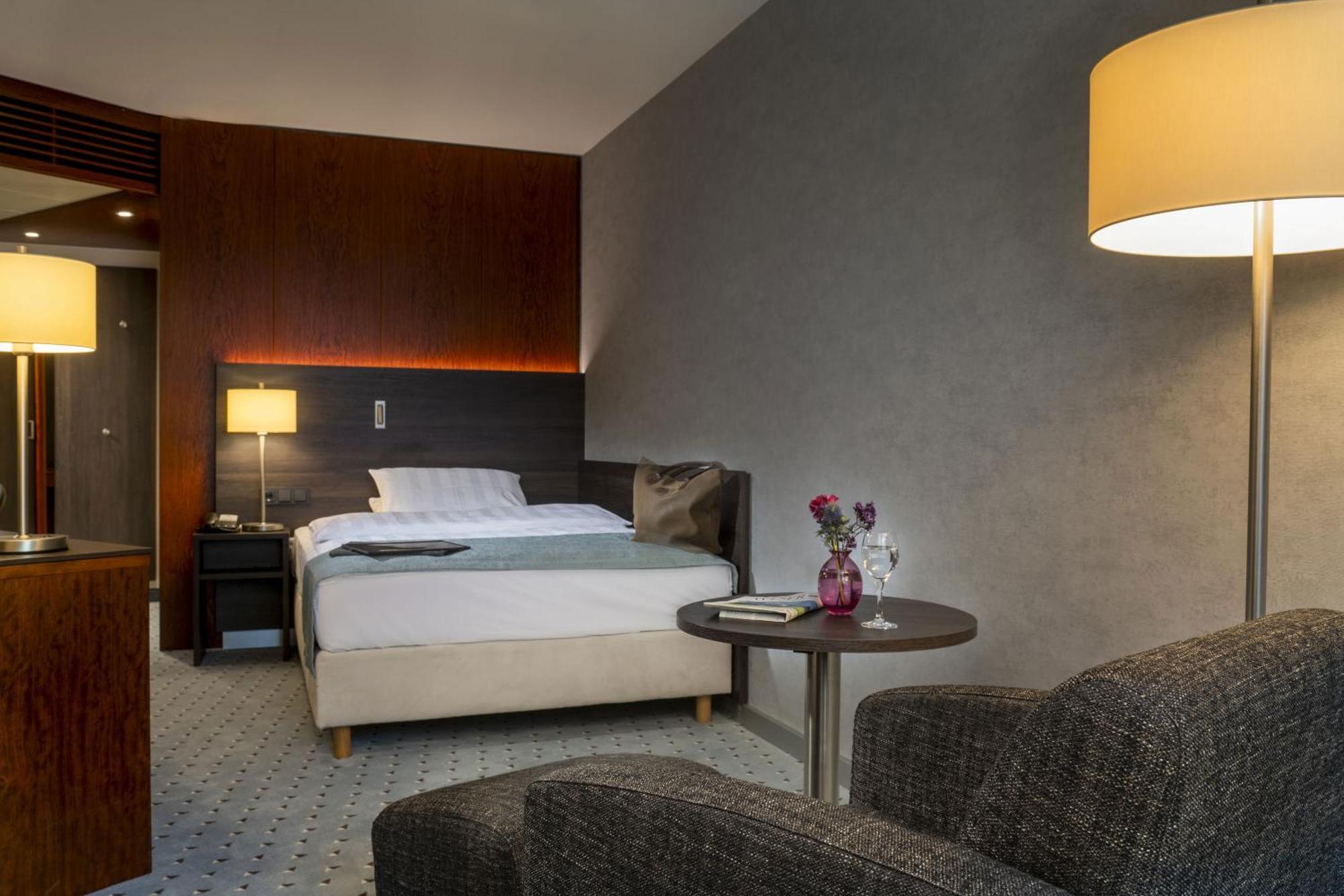 Maritim Hotel Brema Zewnętrze zdjęcie
